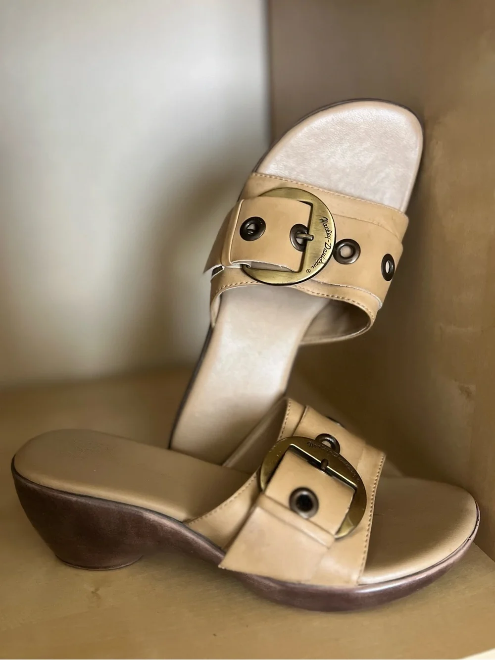Harley-Davidson Macie Ring Tan Slide Heeled Sandals with Brass-Tone Buckle